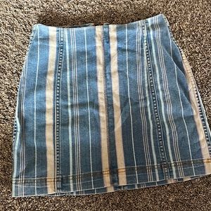 Wild fable size 00 jean skirt